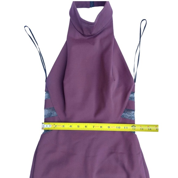 Noam Hanoch Gitta Burgundy Mock Neck Lace Cocktail Dress - Picture 9 of 10